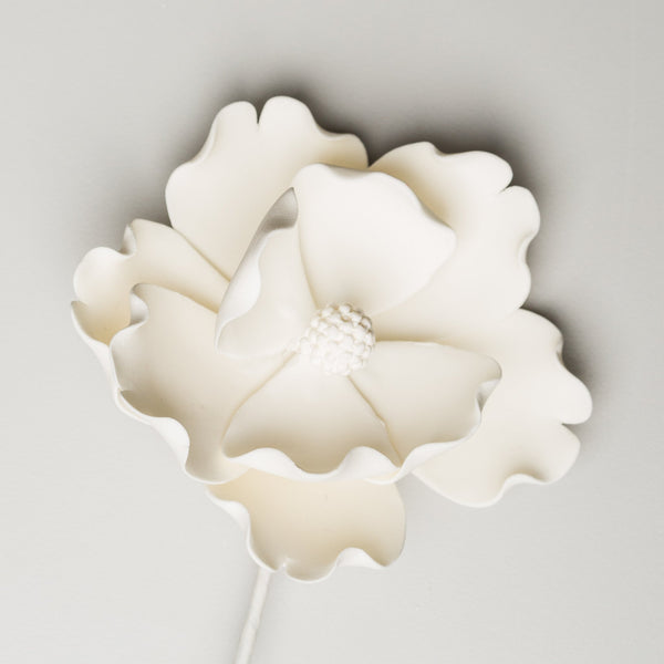 White MAGNOLIA Flower 4.5" Gumpaste